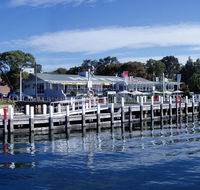 Metung Hotel - Tourism Noosa