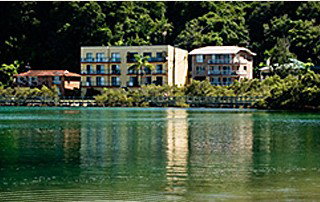 Jelga River Retreat - Tourism Noosa 2