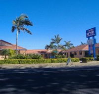 Twin Pines Motel - Tourism Noosa