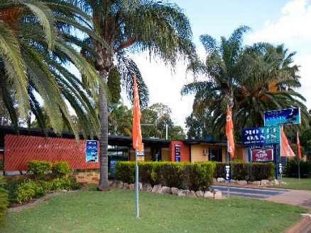 Motel Oasis - Tourism Noosa 0