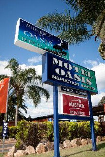 Motel Oasis - Tourism Noosa 1
