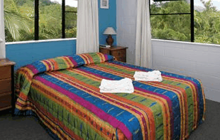 Castaways Trinity Beach