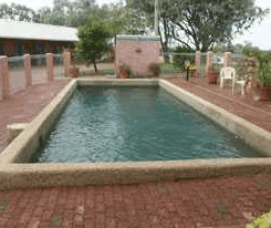 Latara Resort Motel - Tourism Noosa 1