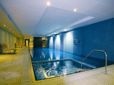 Oaks Plaza Pier - Tourism Noosa 0