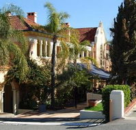 Captain Stirling Hotel - Tourism Noosa