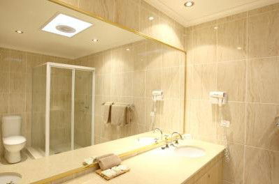 The Hermitage - Tourism Noosa 3