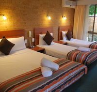 Port O'Call Motel - Tourism Noosa