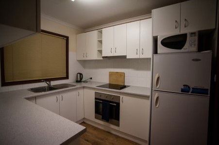 Millies Guesthouse & Serviced Apartments - Tourism Noosa 1