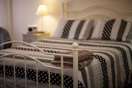 Millies Guesthouse & Serviced Apartments - Tourism Noosa 4
