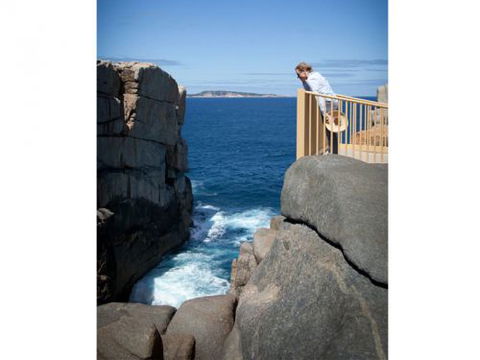 Hanover Bay Studio Apartments - Tourism Noosa 5