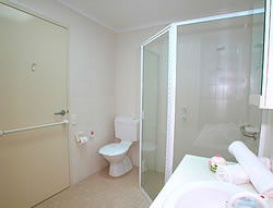 Wahroonga Waldorf Apartments - Tourism Noosa 3