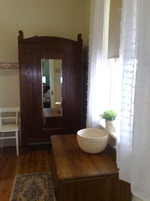 Charlie Bates Cottage - Tourism Noosa 8
