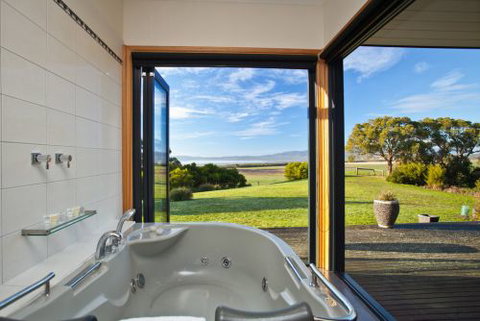 Coastal View Cabins - Tourism Noosa 1