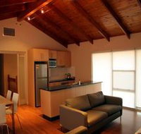 Ethelton Serviced Apartments - Tourism Noosa