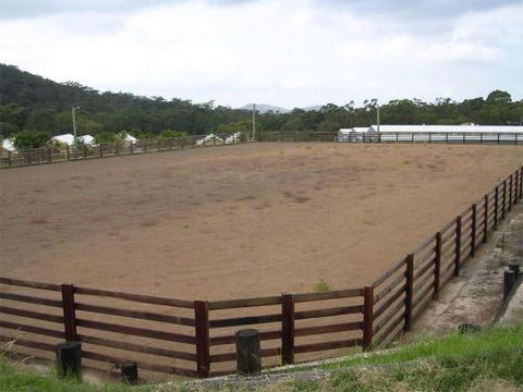 Mt White Lodge - Tourism Noosa 1