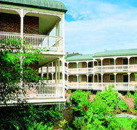Medina Serviced Apartments Canberra - Tourism Noosa