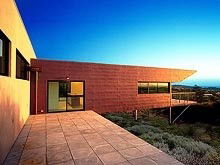 Seaside Homes - Tourism Noosa 0