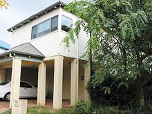 Seaside Homes - Tourism Noosa 5