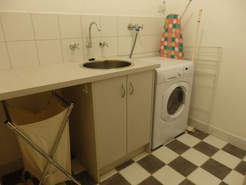 CENTREPOINT UNITS - HEIDELBERG - Tourism Noosa 9