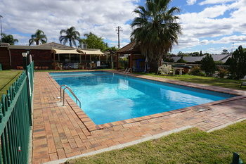 Econo Lodge Tamworth - Tourism Noosa 4