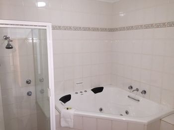 Econo Lodge Tamworth - Tourism Noosa 10