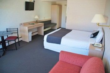 Econo Lodge Tamworth - Tourism Noosa 56