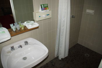 Econo Lodge Tamworth - Tourism Noosa 75