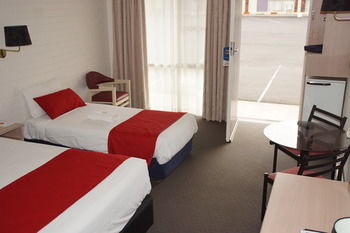 Econo Lodge Tamworth - Tourism Noosa 77