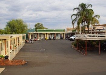 Econo Lodge Tamworth - Tourism Noosa 83