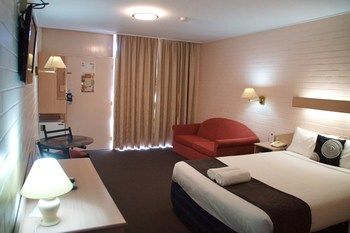 Econo Lodge Tamworth - Tourism Noosa 89