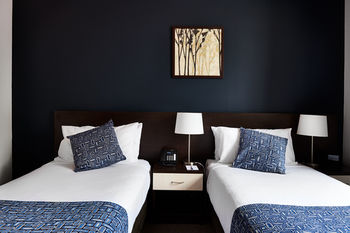 175 (formerly Wesley Lodge) - Tourism Noosa 10