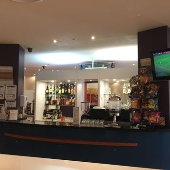 Ramada Encore Dandenong - Tourism Noosa 18