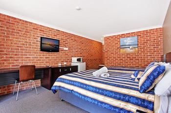 Lake Macquarie Motor Inn - Tourism Noosa 7
