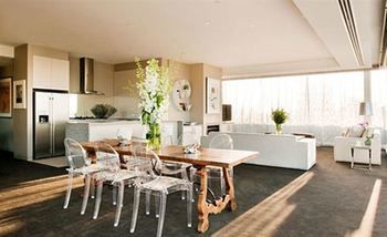 Art Series - The Cullen - Tourism Noosa 18