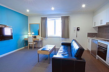 Buckingham International Serviced Apartments - Tourism Noosa 10