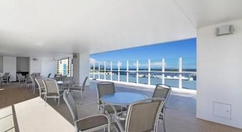 OVR Caloundra - Tourism Noosa 9