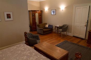 Tizzana Winery Bed & Breakfast - Tourism Noosa 10