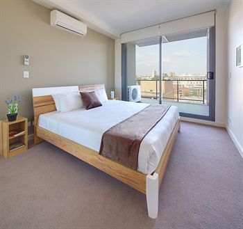 Zara Tower - Luxury Suites And Apartments - Tourism Noosa 8