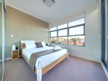 Zara Tower - Luxury Suites And Apartments - Tourism Noosa 13