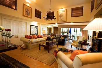 Arabella Guesthouse - Tourism Noosa 5