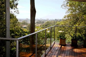 Arabella Guesthouse - Tourism Noosa 8