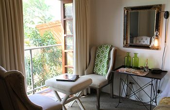 Arabella Guesthouse - Tourism Noosa 19