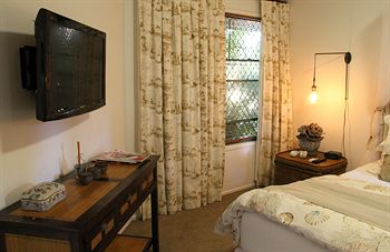 Arabella Guesthouse - Tourism Noosa 32