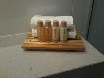 Dingley International Hotel - Tourism Noosa 10