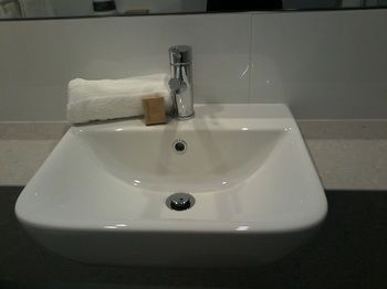 Dingley International Hotel - Tourism Noosa 11