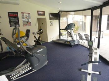 Dingley International Hotel - Tourism Noosa 13