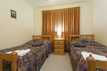 Eagleview Resort - Tourism Noosa 34