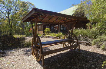 Eagleview Resort - Tourism Noosa 76