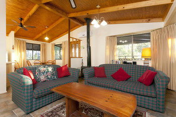 Eagleview Resort - Tourism Noosa 96