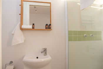 South Coast Retreat - Tourism Noosa 45